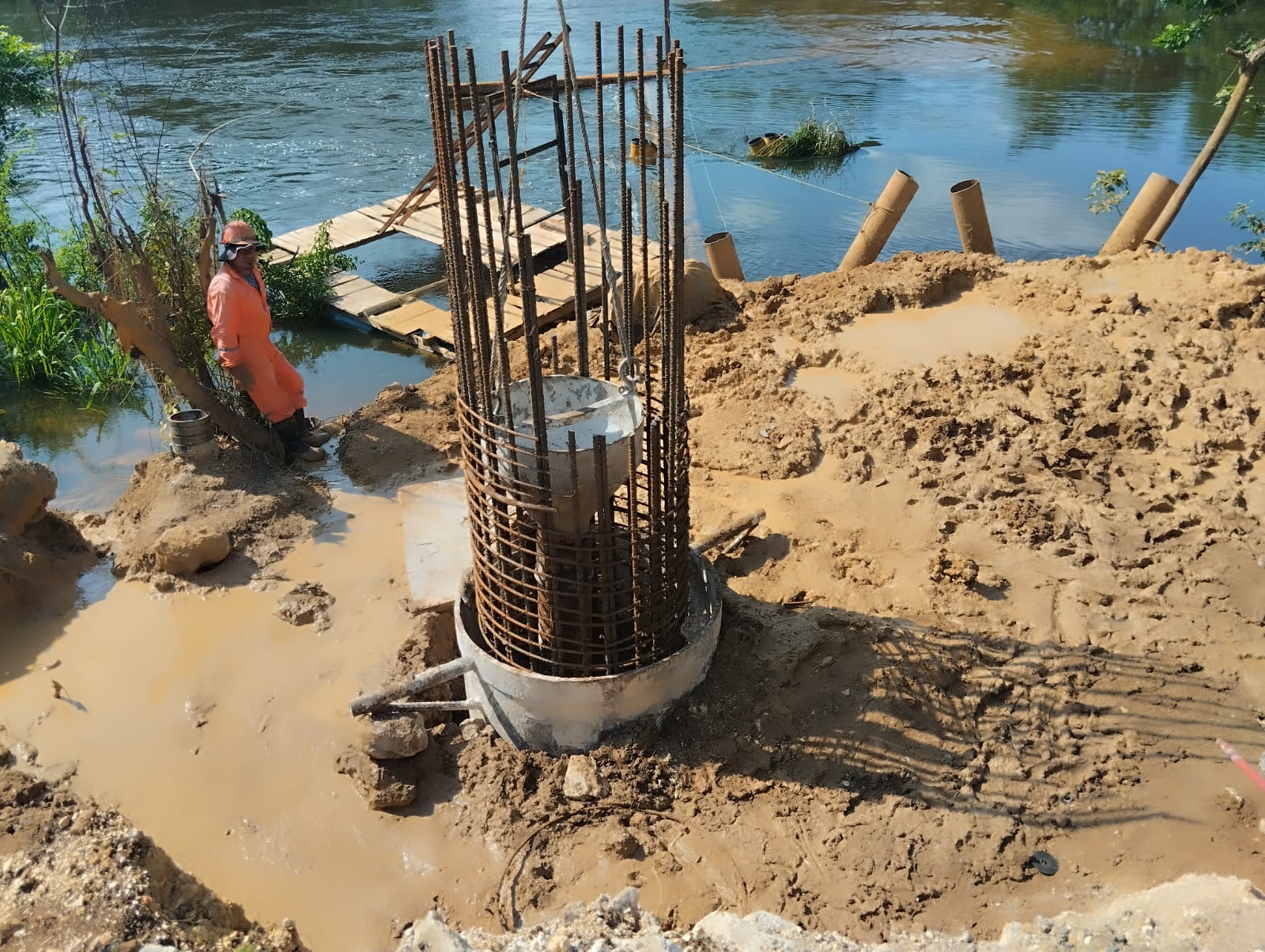 RECONSTRUCCIÓN DEL PUENTE “LAS GOLONDRINAS” EN LA LOCALIDAD DE “LAS GOLONDRINAS” , CANDELARIA