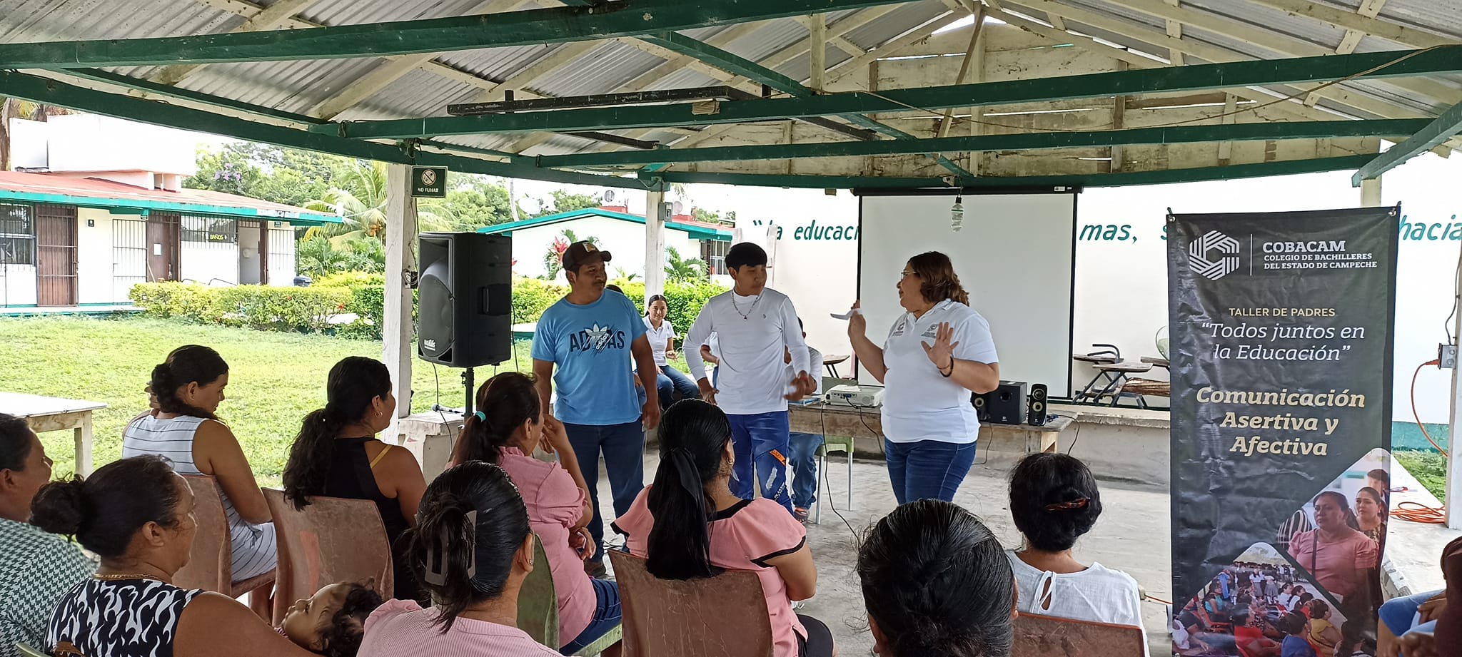 TALLERES PARA PADRES DE FAMILIA EN LOS 37 COBACAM