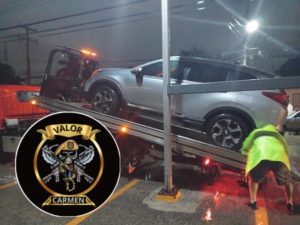 SPSC ASEGURA VEHÍCULO EN CARMEN