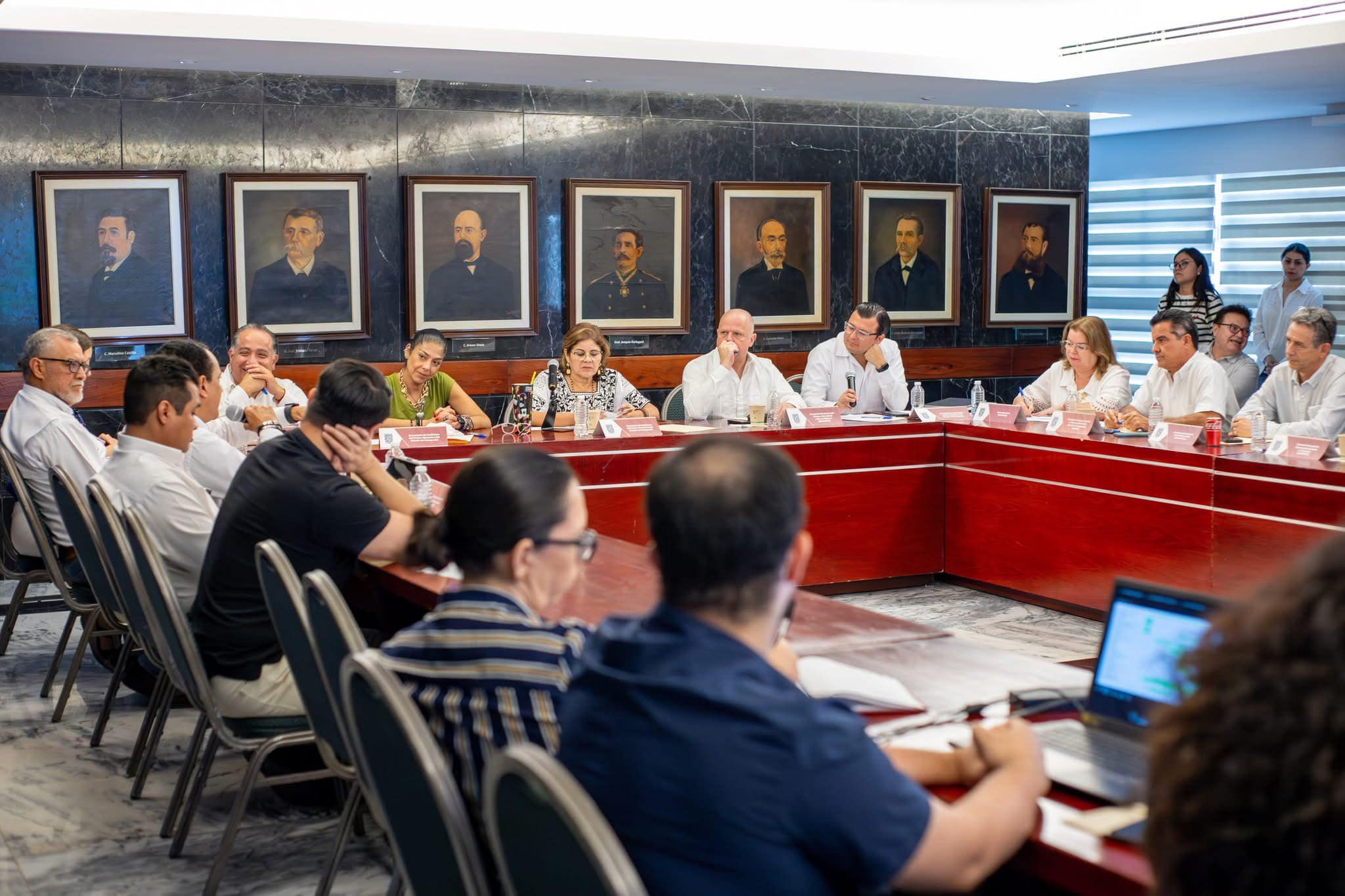 PRESENTAN PLAN HÍDRICO CAMPECHE