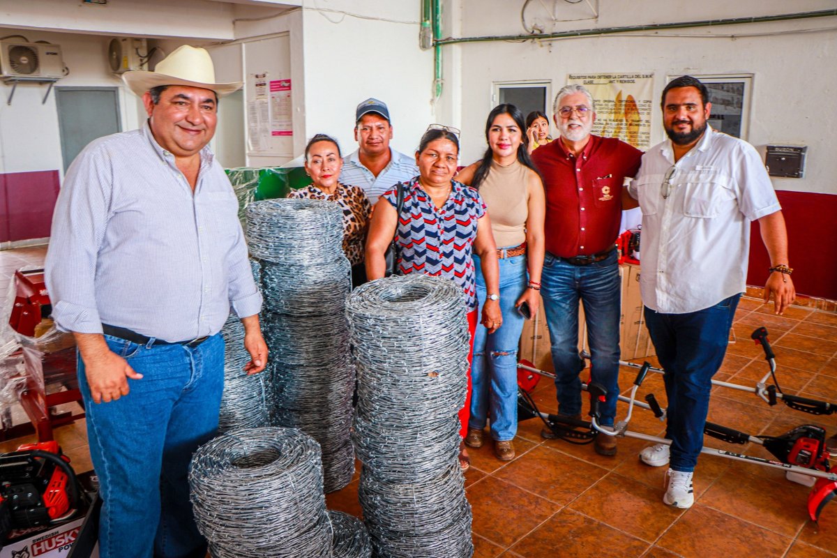 ENTREGA DE PAQUETES AGRÍCOLAS A BAJO COSTO EN CANDELARIA