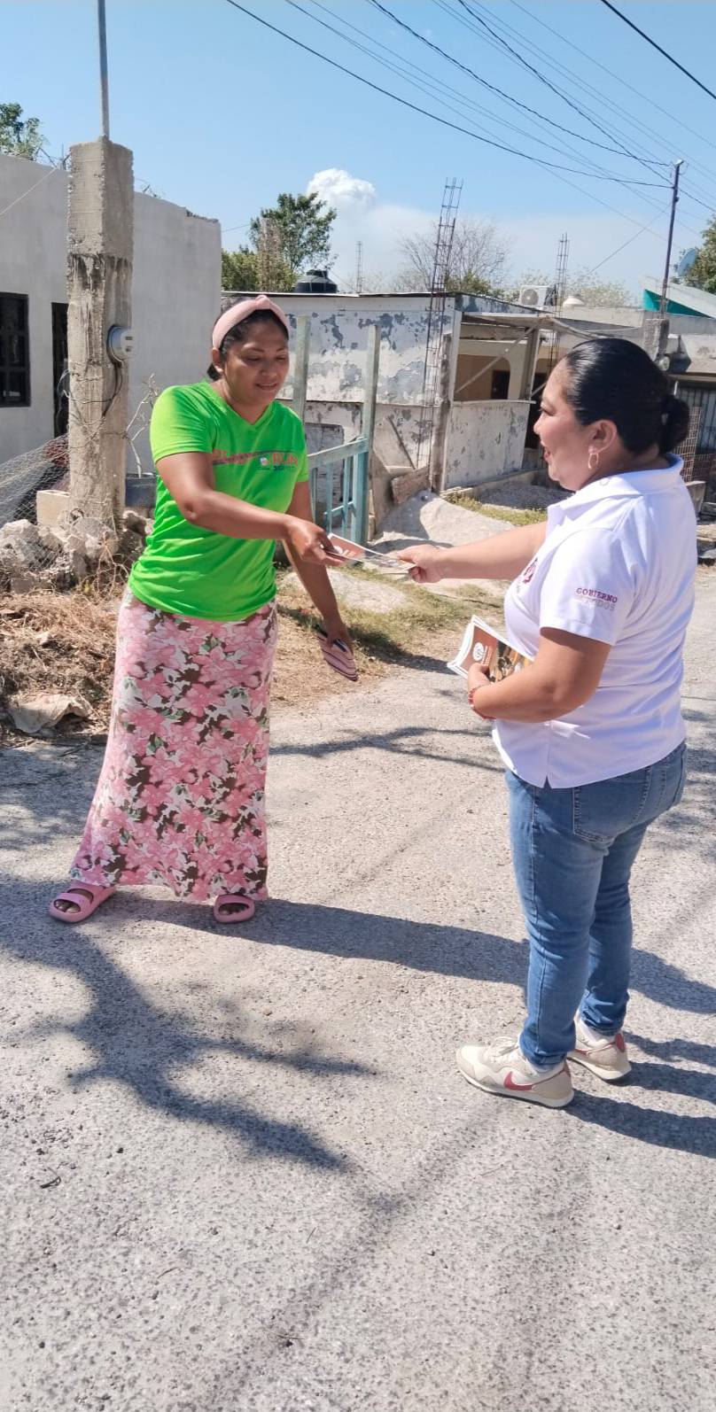 “VOLANTEO DEL ICAT ACCIÓN MÓVIL SEYBAPLAYA EN COLONIAS CARMELITA Y SANTA CLARA DEL MUNICIPIO DE SEYBAPLAYA” El ICAT ACCIÓN MÓVIL SEYBAPLAYA MES CON MES REALIZA ACTIVIDADES DE PROMOCIÓN Y DIFUSIÓN CON MOTIVO DE LLEVAR A M