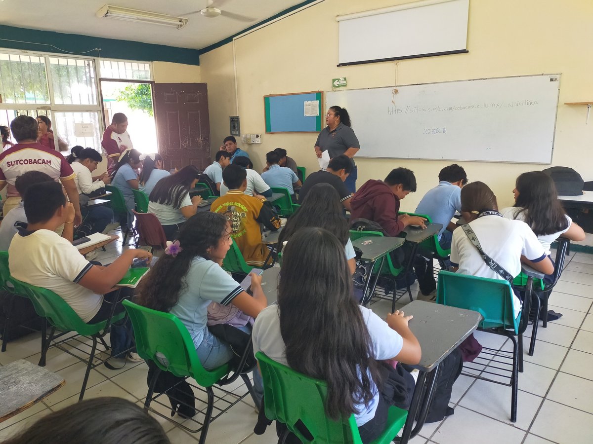 TRES MIL 800 ESTUDIANTES PRESENTAN EXAMEN DE ADMISIÓN EN EL COBACAM