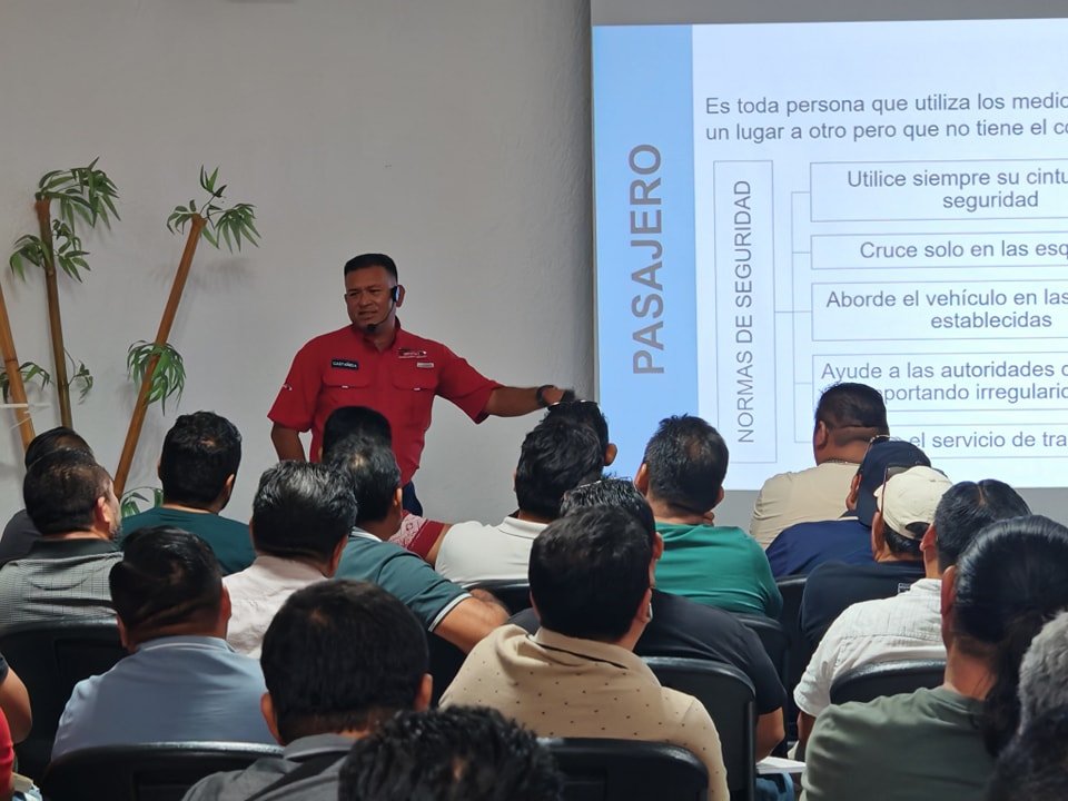 ARTEC CERTIFICA A 64 CONDUCTORES DEL TRANSPORTE PÚBLICO EN CAMPECHE