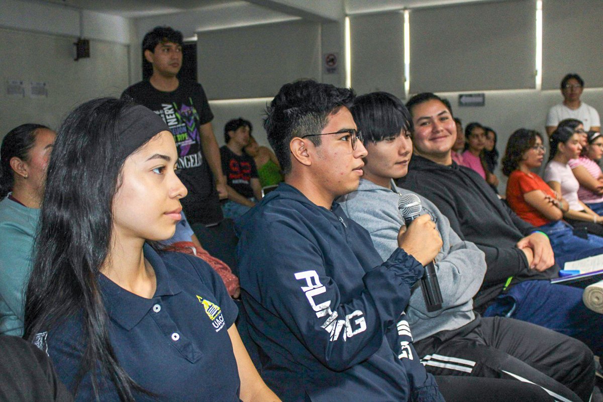 IMEC IMPARTE PLÁTICA PARA LA PREVENCIÓN DE LA VIOLENCIA DIGITAL EN LA UACAM
