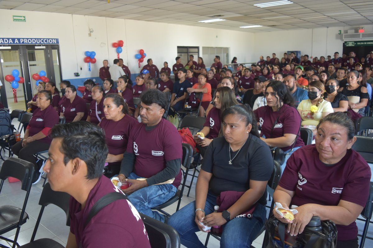 CON EL PRIMER TURNO, INICIA OPERACIONES LA EMPRESA AMERICAN COTTON EN EL MUNICIPIO DE SEYBAPLAYA