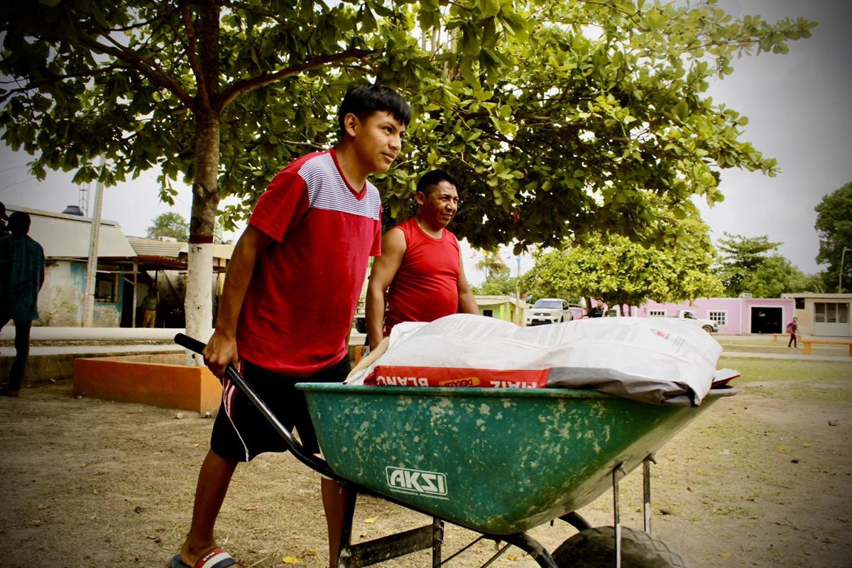 ENTREGA DE SEMILLAS DE MAÍZ A PRODUCTORES DE COMUNIDADES DE CAMPECHE