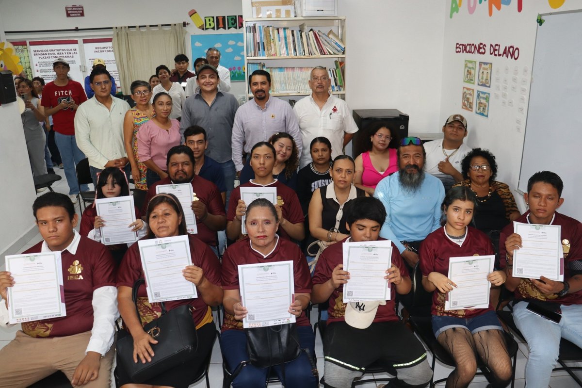 CONTINÚA LABOR EN CONJUNTO DEL IEEA Y SAMULÁ CON CONVENIO POR LA EDUCACIÓN PARA ADULTOS