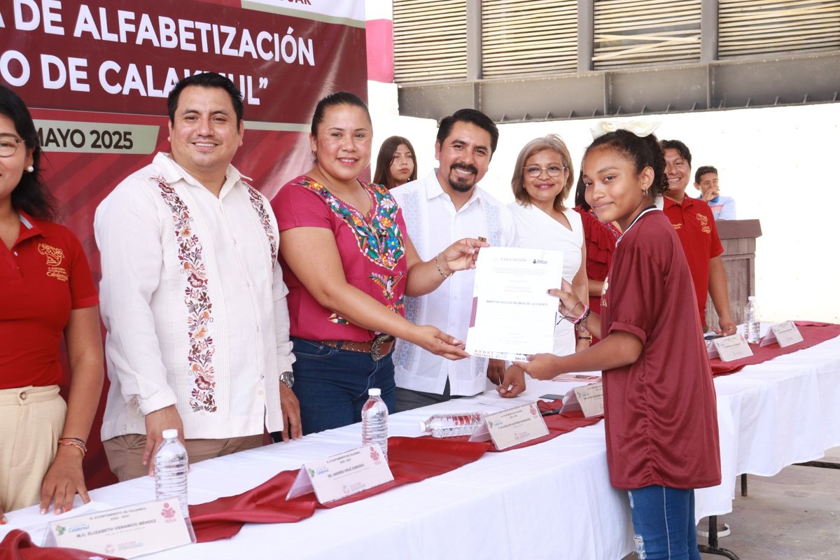ARRANCA PROGRAMA “ALFABETIZACIÓN JAGUAR” EN CALAKMUL CON INAUGURACIÓN DE PLAZA COMUNITARIA