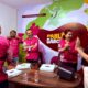 PRESENTACIÓN DE EMBAJADORES Y BECARIOS