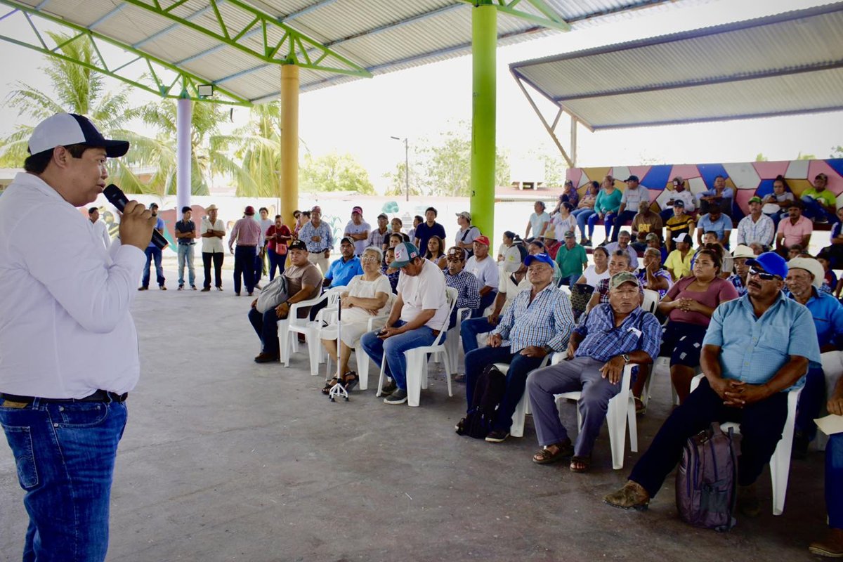 RECIBEN PRODUCTORES DE CARMEN MÁS DE MIL BULTOS DE SEMILLA DE MAÍZ