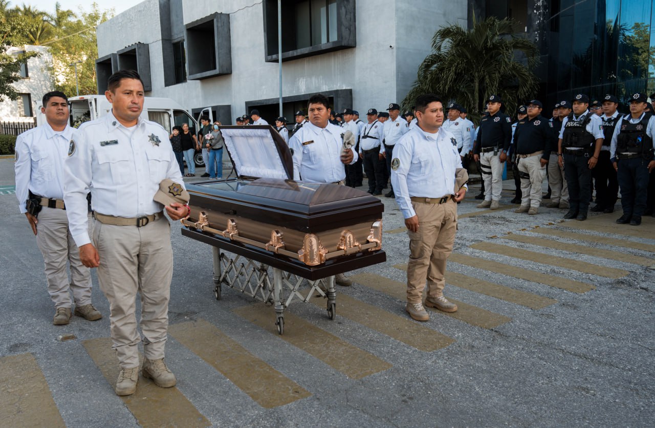 REALIZAN ÚLTIMO PASE DE LISTA A POLICÍA YUSSEF HERNÁNDEZ MAY