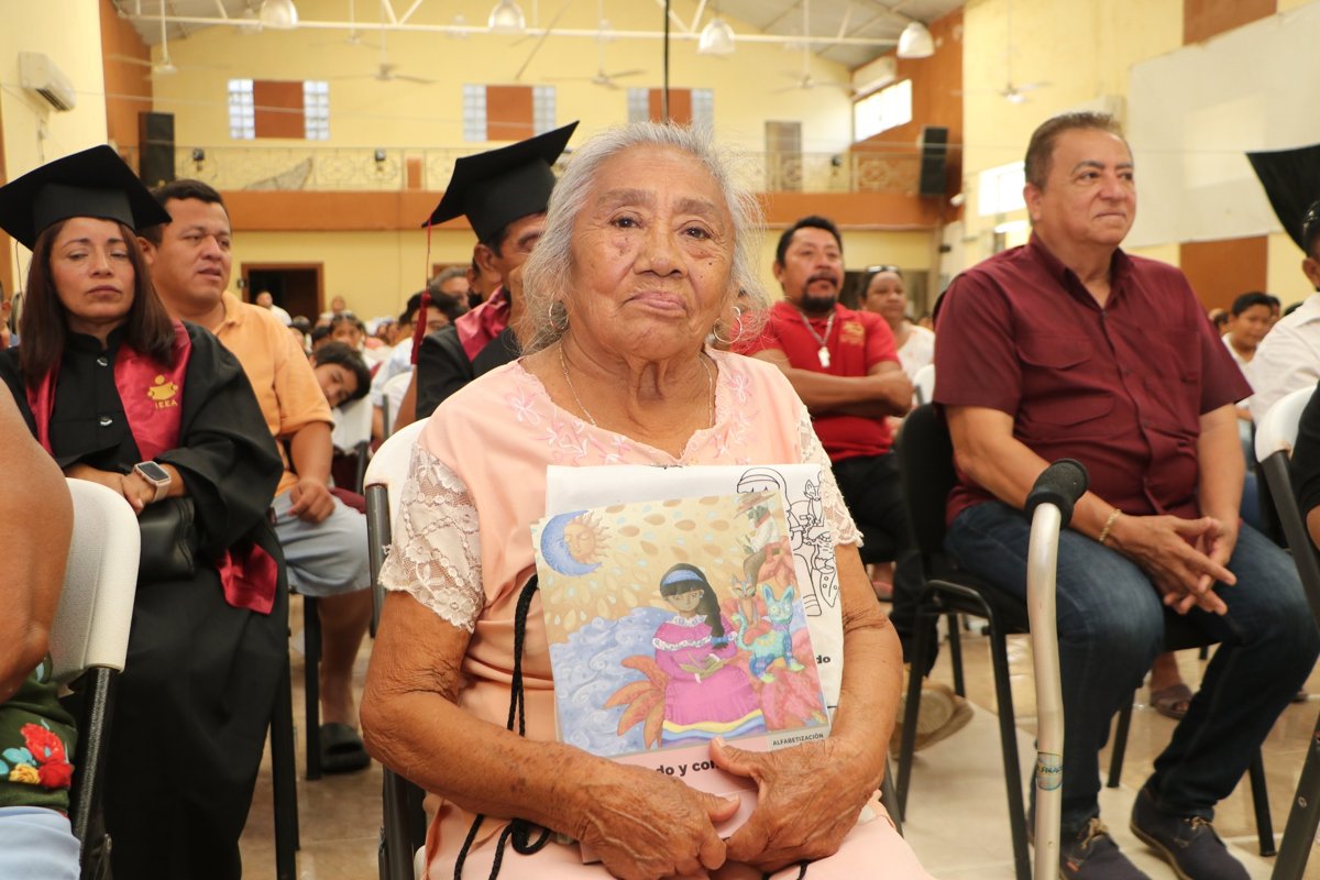 FIRMA IEEA ALIANZA CON H. AYUNTAMIENTO DE SEYBAPLAYA POR LA EDUCACIÓN PARA JÓVENES Y ADULTOS