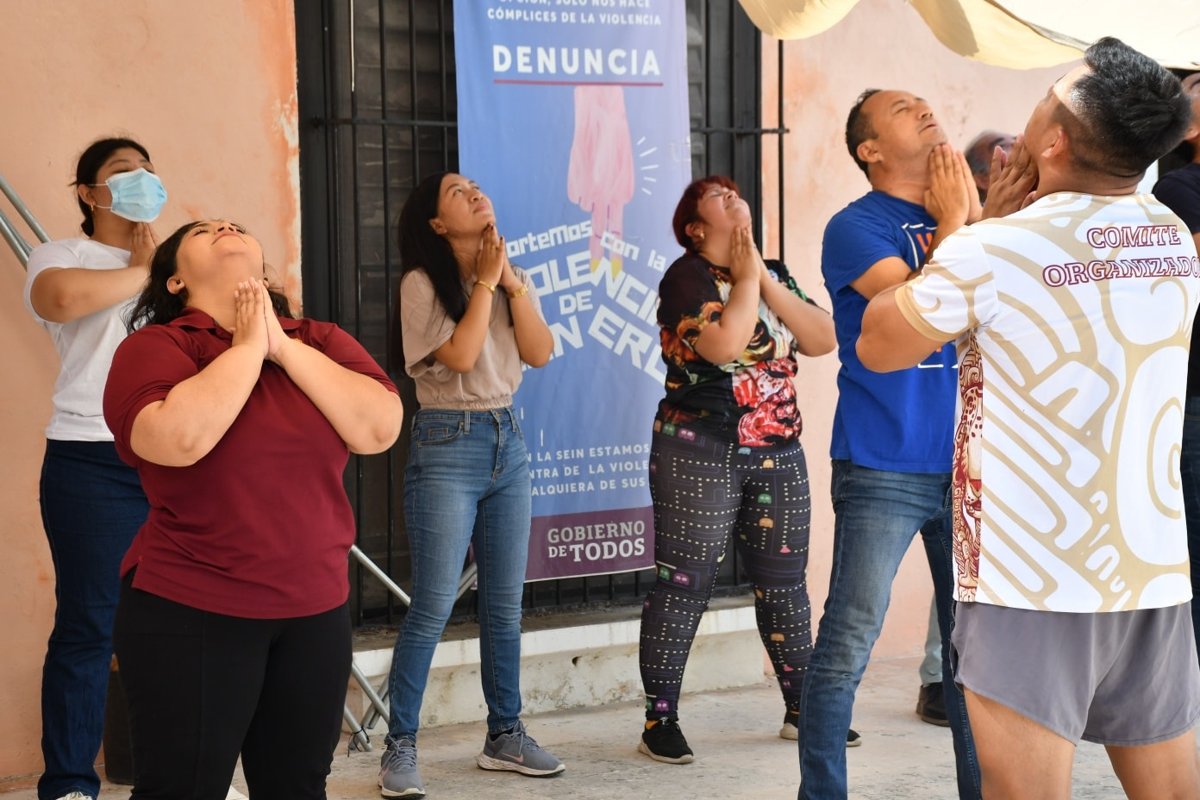 BOXEADOR CAMPECHANO IMPARTE ACTIVACIÓN FÍSICA EN LA SECRETARÍA DE INCLUSIÓN