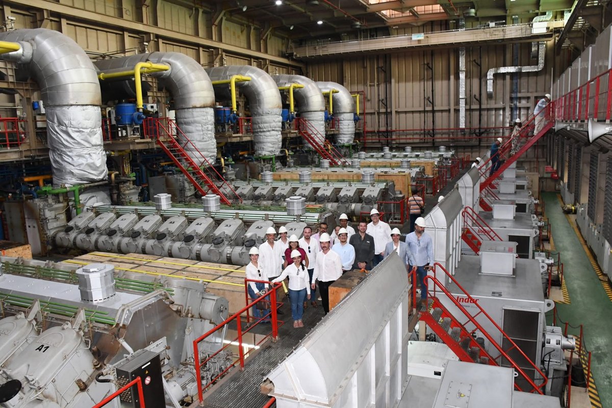 VISITA A LA PLANTA FLOTANTE KARADENIZ POWERSHIP SÜHEYLA SULTAN