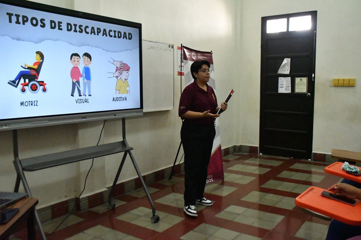 SECRETARÍA DE INCLUSIÓN PROMUEVE CAMBIO DE PERCEPCIÓN SOBRE LA DISCAPACIDAD EN EL INSTITUTO CAMPECHANO
