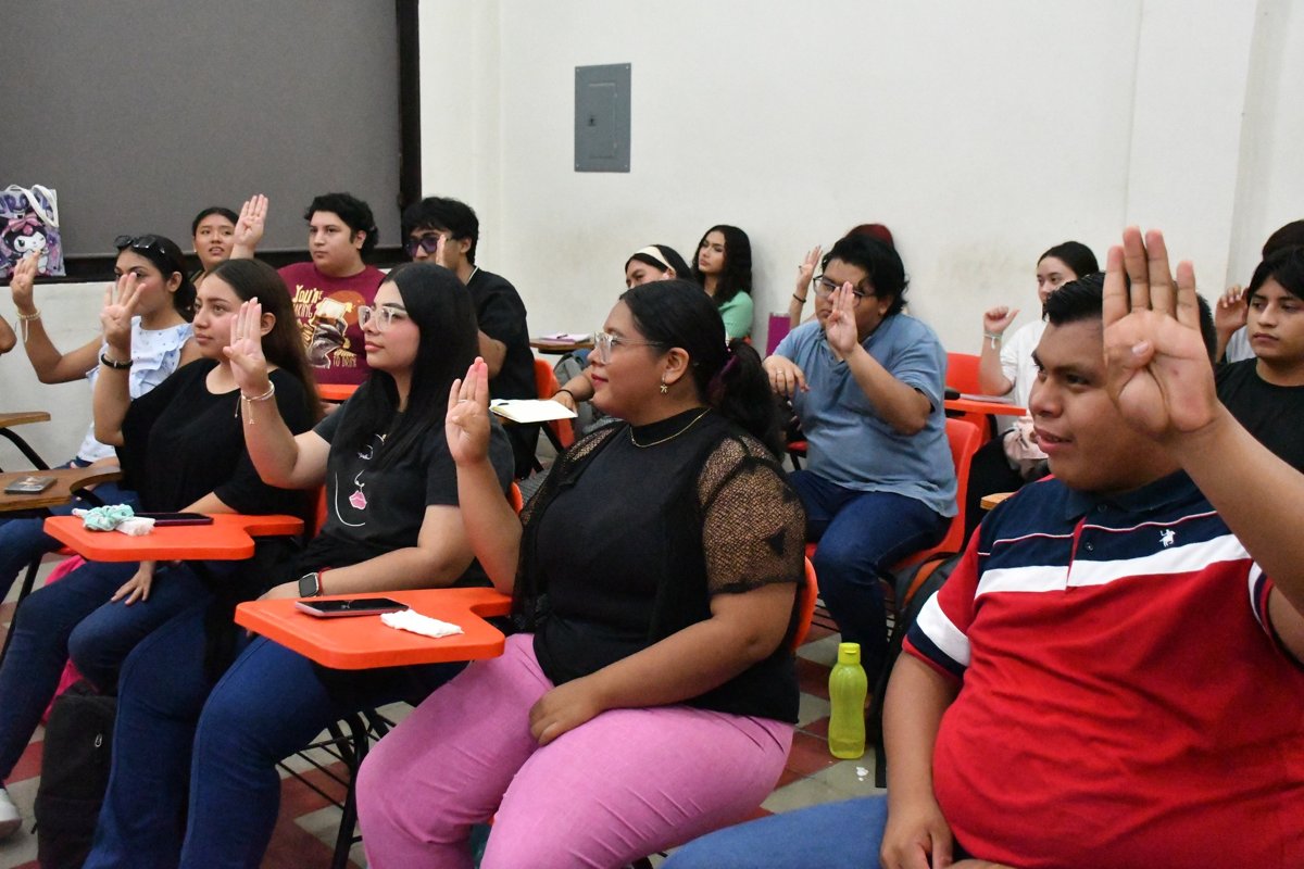 SECRETARÍA DE INCLUSIÓN PROMUEVE CAMBIO DE PERCEPCIÓN SOBRE LA DISCAPACIDAD EN EL INSTITUTO CAMPECHANO