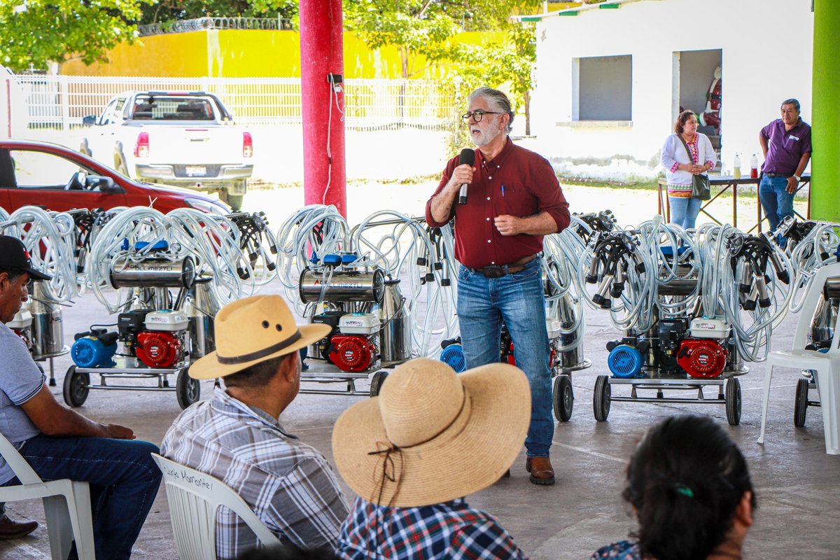 ENTREGA ROP EQUIPOS DE ORDEÑA A PRODUCTORES DE CUATRO MUNICIPIOS