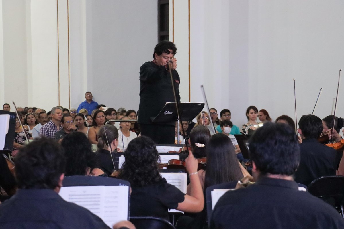 NOCHE MEMORABLE PARA LA CULTURA CAMPECHANA