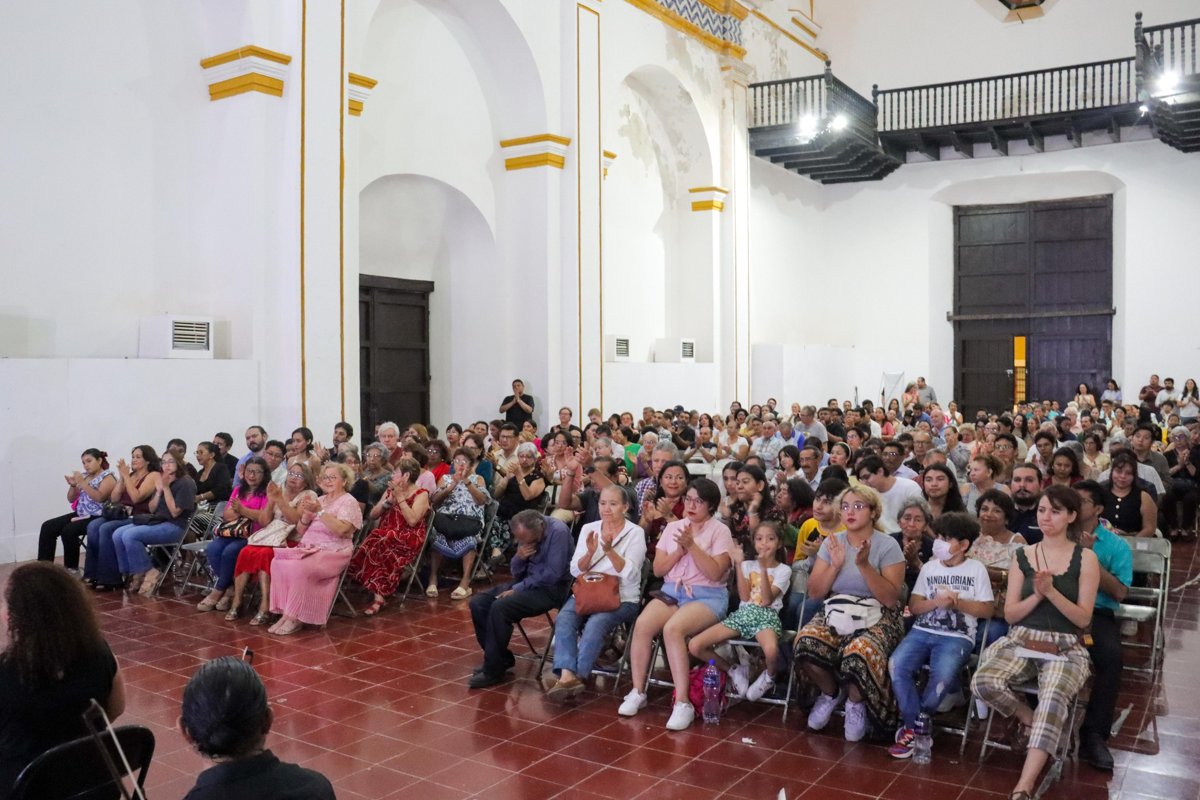 NOCHE MEMORABLE PARA LA CULTURA CAMPECHANA