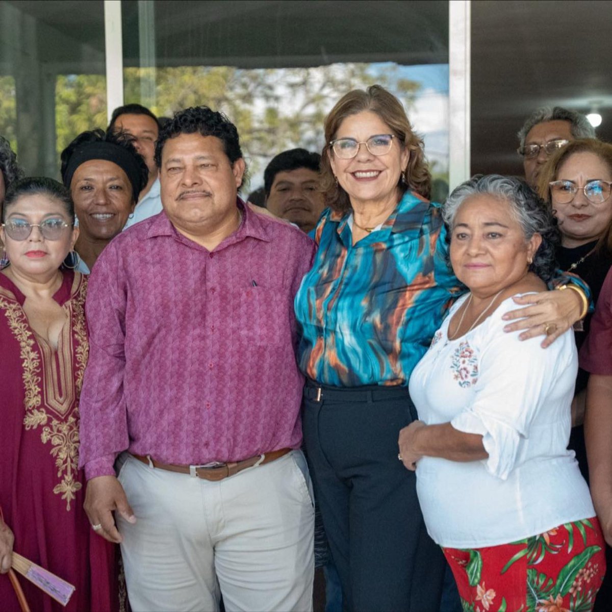 SOSTIENE LA SECRETARIA DE GOBIERNO LIZ HERNÁNDEZ ENCUENTRO CON AGREMIADOS DEL SUTPMIDEC