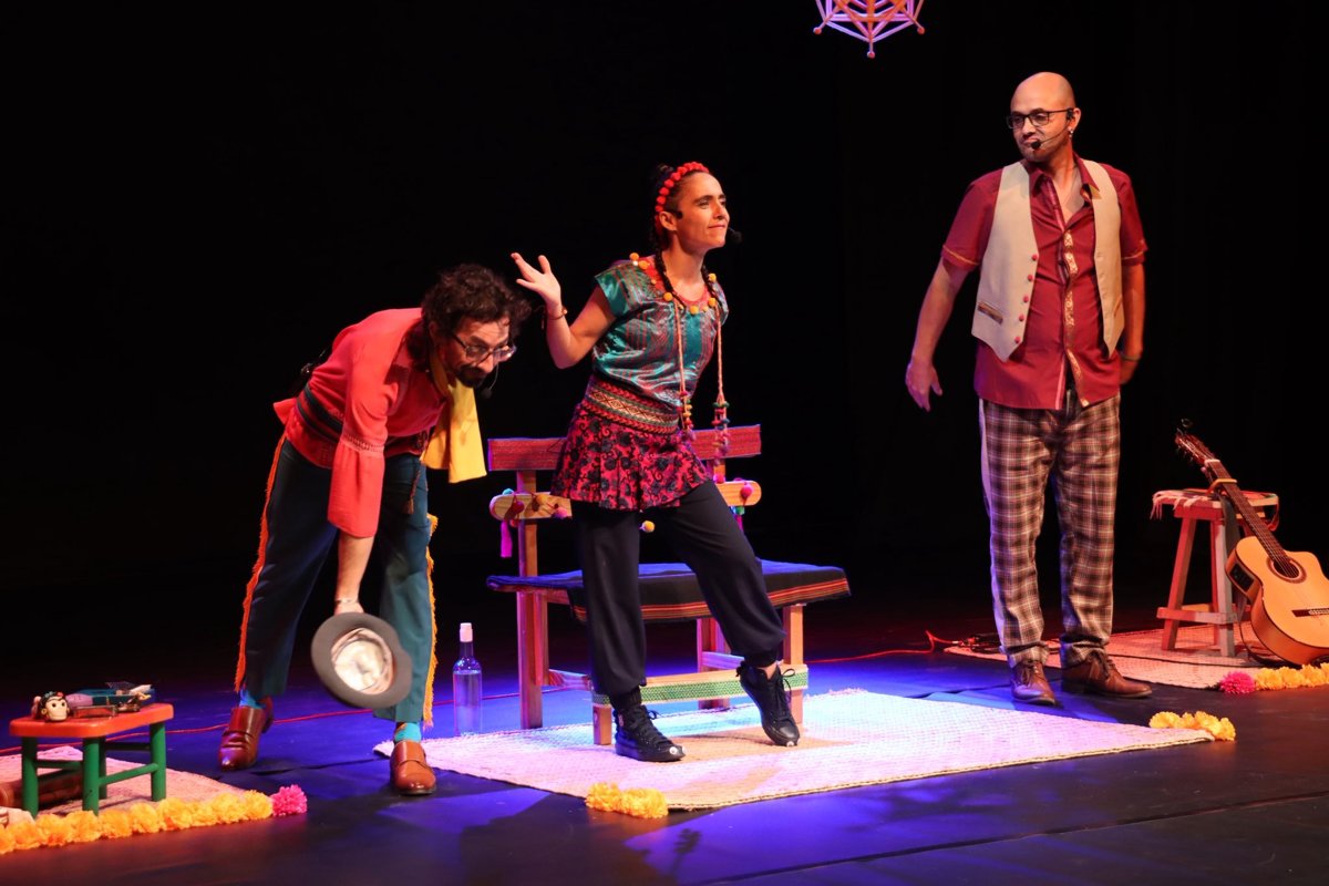 "LAGARTIJAS EN PATINES" CONQUISTA AL PÚBLICO CAMPECHANO: ÚLTIMA FUNCIÓN HOY VIERNES