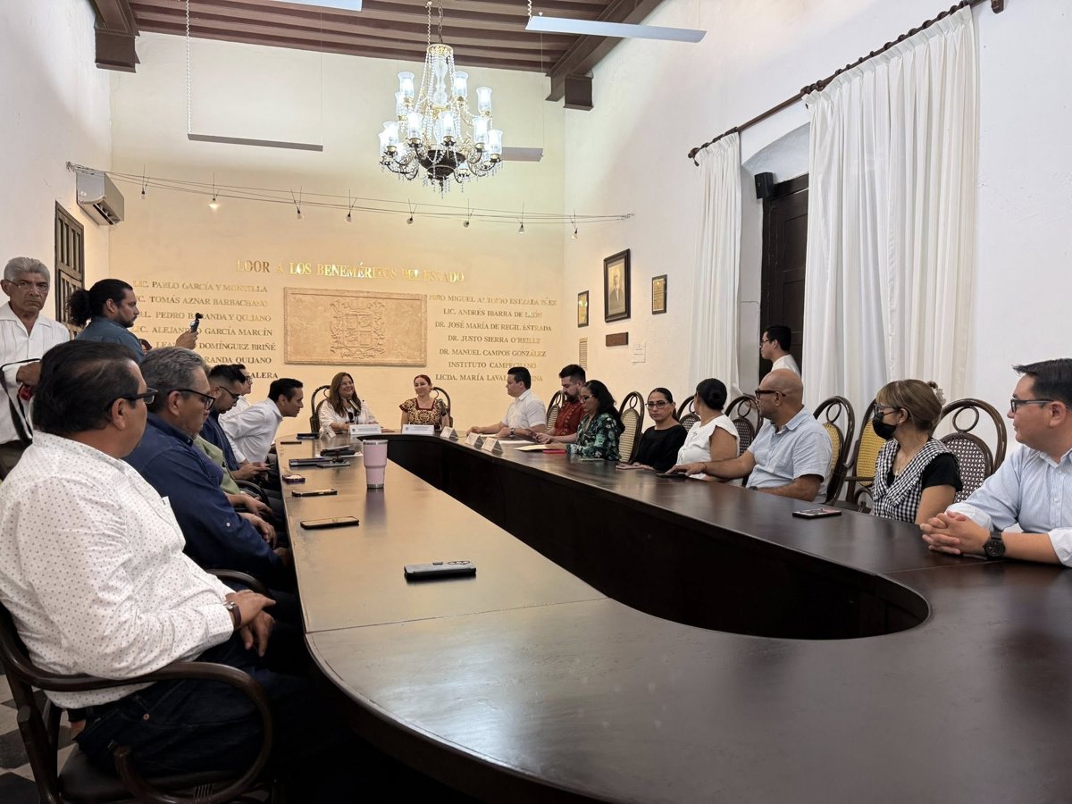 FIRMA DE CONVENIO DE COLABORACIÓN ENTRE LA SECRETARÍA DE TURISMO Y EL INSTITUTO CAMPECHANO