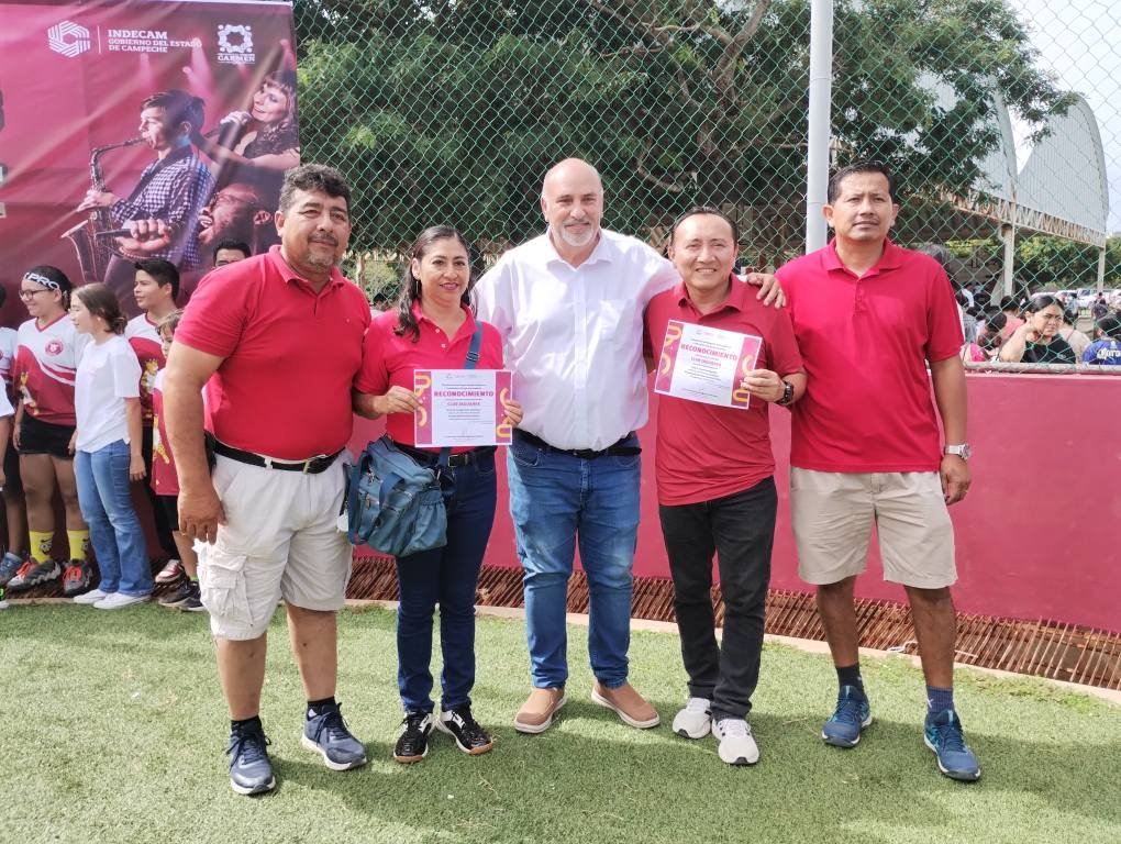 MÁS DE 300 ATLETAS VIVEN UNA JORNADA DE UNIÓN, DEPORTE Y CULTURA POR LA PAZ