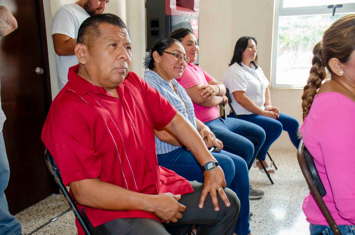 CERTIFICAN AL AYUNTAMIENTO Y DIF MUNICIPAL DE SEYBAPLAYA COMO ENTORNOS LABORALES SALUDABLES