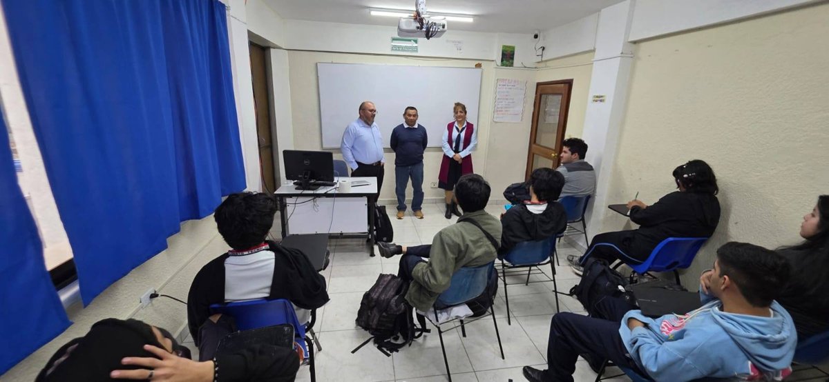 EL ICAT PLANTEL CARMEN REALIZA SUPERVISIONES ACADÉMICAS PARA CONSTATAR QUE LOS CURSOS CUMPLAN CON LAS EXPECTATIVAS Y ASÍ GARANTIZAR LA EDUCACIÓN PARA LA FORMACIÓN EN EL TRABAJO