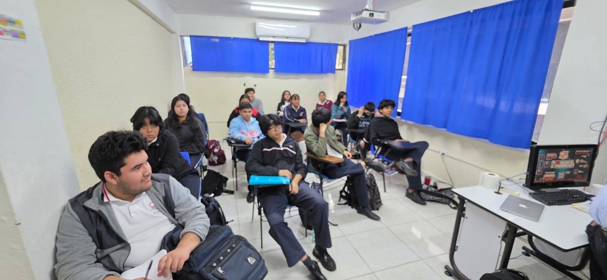 EL ICAT PLANTEL CARMEN REALIZA SUPERVISIONES ACADÉMICAS PARA CONSTATAR QUE LOS CURSOS CUMPLAN CON LAS EXPECTATIVAS Y ASÍ GARANTIZAR LA EDUCACIÓN PARA LA FORMACIÓN EN EL TRABAJO