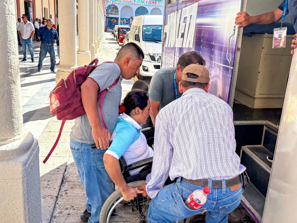 IMEC Y AYUNTAMIENTO DE CHAMPOTÓN REFUERZAN ACCIONES DE SALUD EN EL MES DE LA LUCHA CONTRA EL CÁNCER DE MAMA
