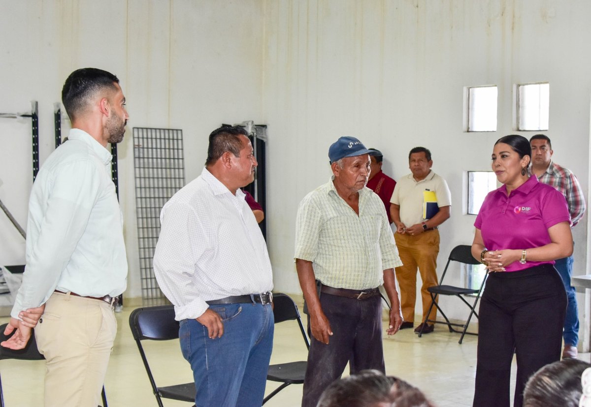 BIENESTAR EQUIPA COMEDOR COMUNITARIO EN ESCÁRCEGA