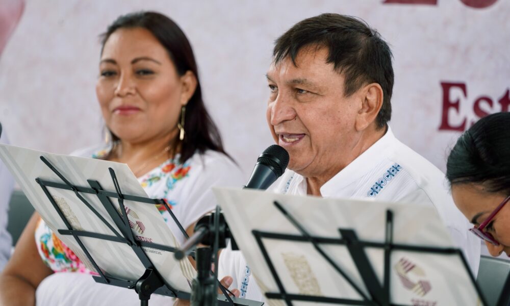 MARATÓN DE LECTURA EN MAYA Y ESPAÑOL EN CONMEMORACIÓN AL DÍA INTERNACIONAL DE LA LENGUA MATERNA