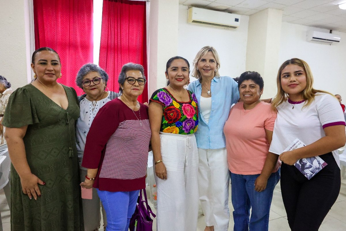 PARTICIPAN 100 MUJERES DE CHAMPOTÓN EN LA “ASAMBLEA DE MUJERES, VOCES POR LA IGUALDAD Y CONTRA LAS VIOLENCIAS”