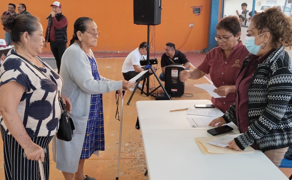 BENEFICIAN CON APOYOS DE LA ABP A QUIENES MÁS LO NECESITAN EN LOS 13 MUNICIPIOS