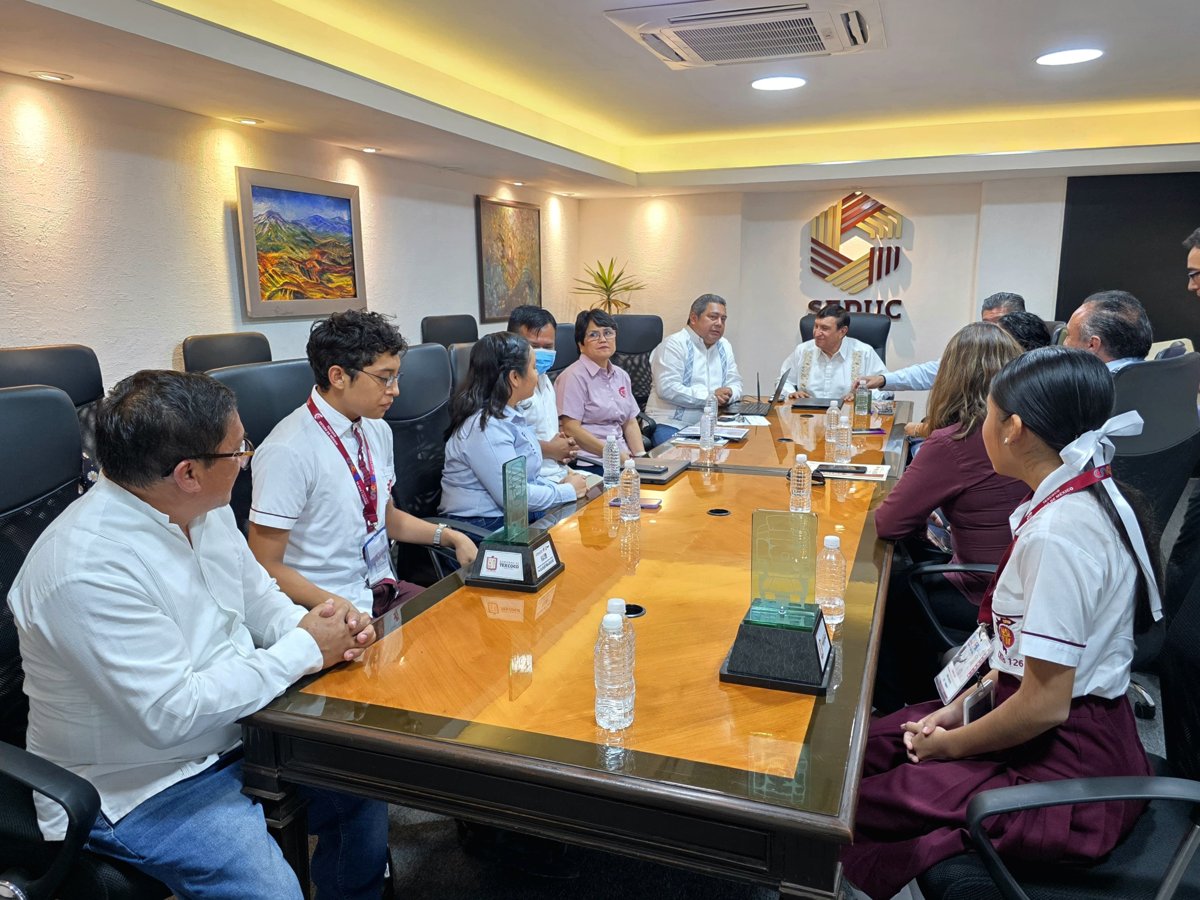 ESTUDIANTES CAMPECHANOS OBTIENEN PRIMER LUGAR EN EL ENAC DGETI 2025