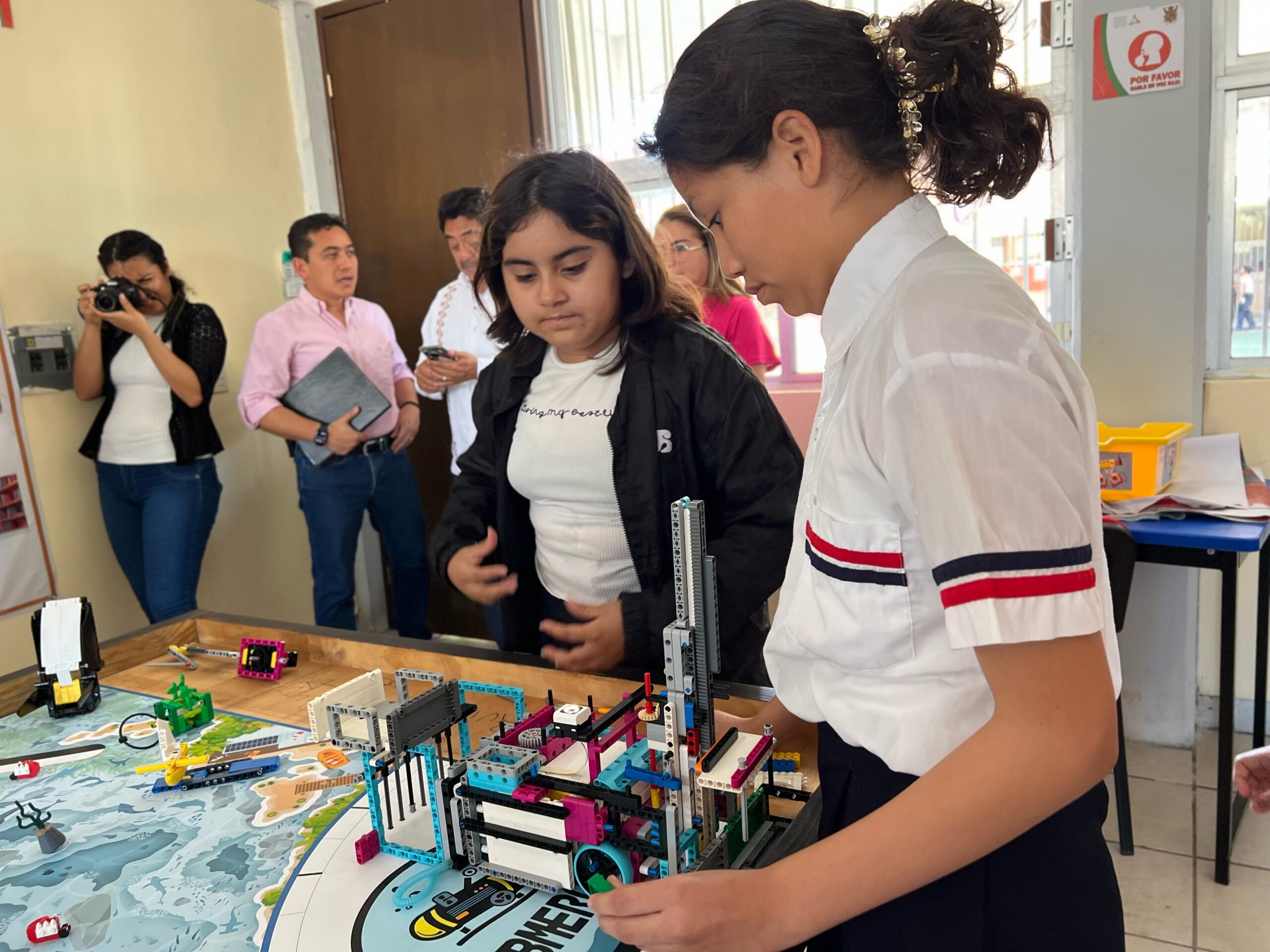EQUIPO “BIG BANG” REPRESENTARÁ A CAMPECHE EN CONCURSO NACIONAL DE FIRST LEGO LEAGUE