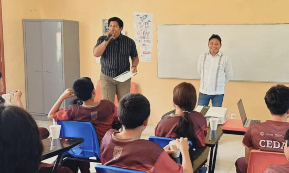 LA APCEC LLEVA LA HISTORIA DE LOS PIRATAS A ESCUELA SECUNDARIA
