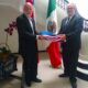 APCEC RECIBE LÁBARO PATRIO DE COSTA RICA