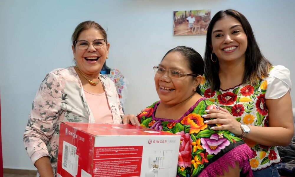 ARTESANOS DE HOPELCHÉN RECIBEN APOYOS PARA INCREMENTAR SU PRODUCTIVIDAD