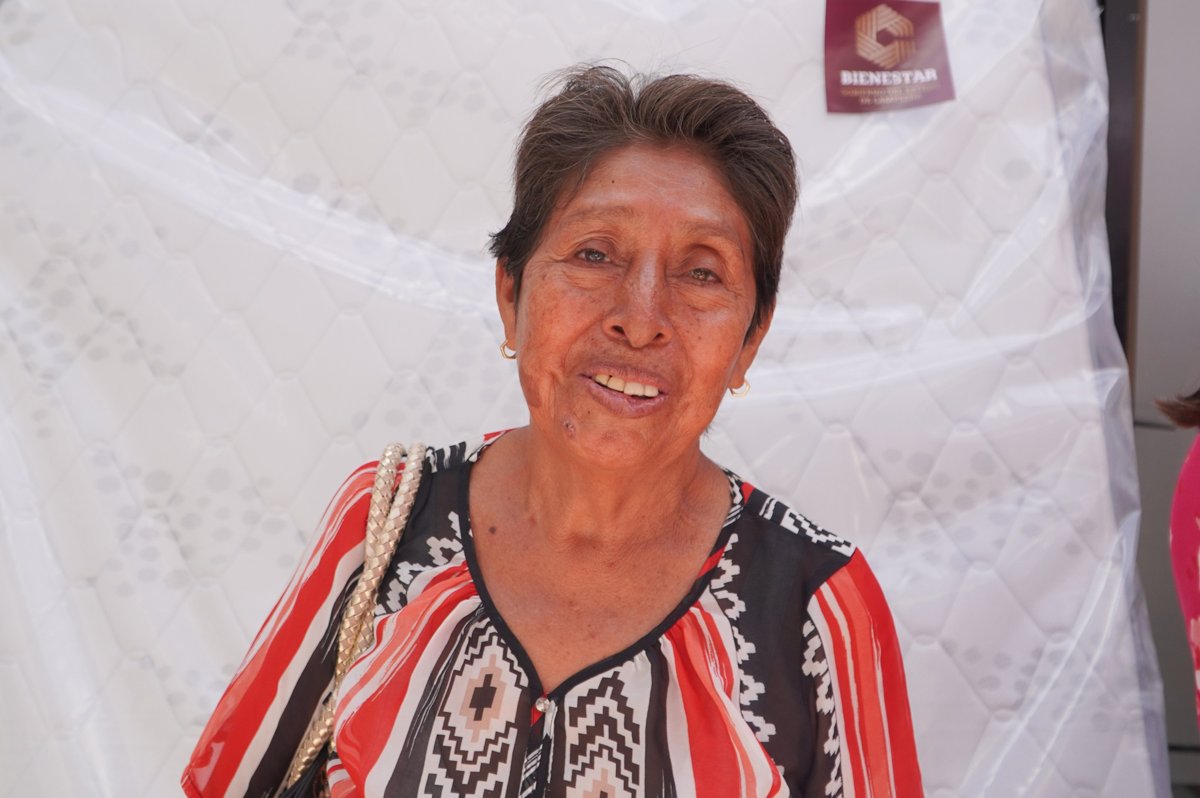 BIENESTAR ENTREGA LÁMINAS DEL PROYECTO BIENESTAR SOCIAL A FAMILIAS DE CAMPECHE