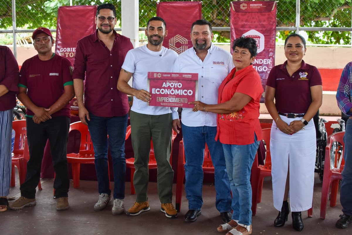 RESPALDO A FAMILIAS DE PALIZADA CON APOYOS DE PROGRAMAS SOCIALES Y PRODUCTIVOS