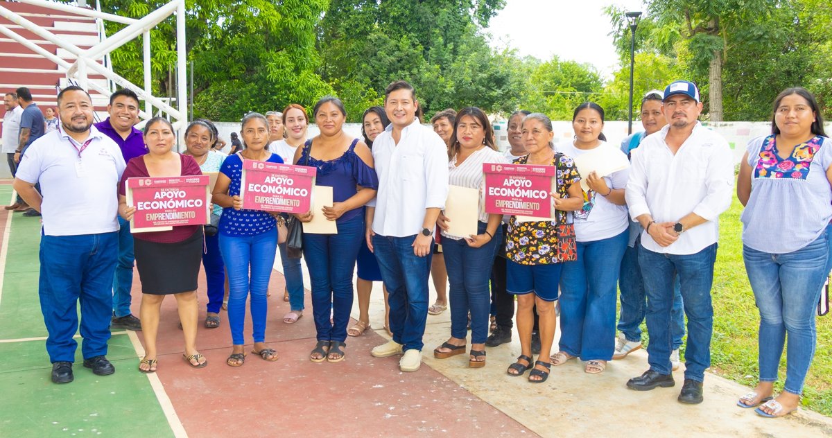 BIENESTAR ENTREGA APOYOS EN TENABO