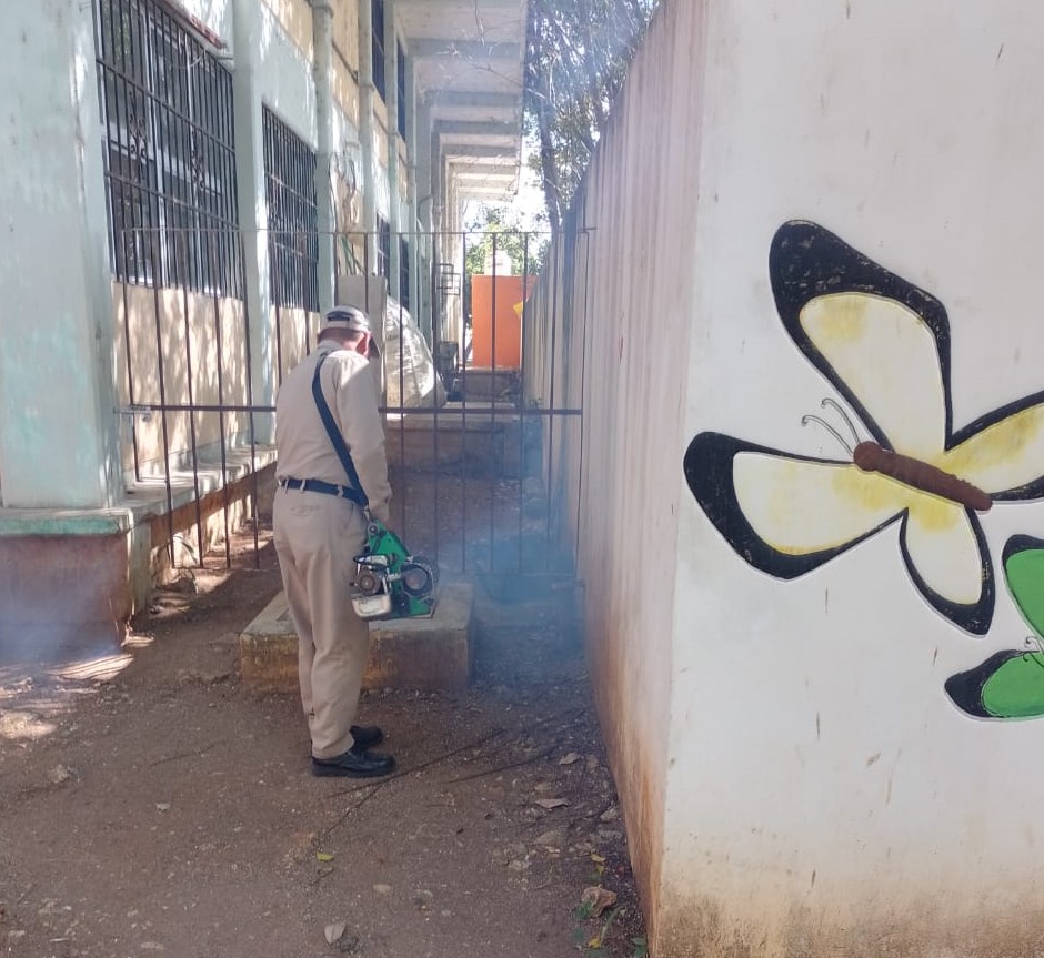 EL COMBATE AL DENGUE ES PERMANENTE EN CAMPECHE CON ACCIONES DE NEBULIZACIÓN