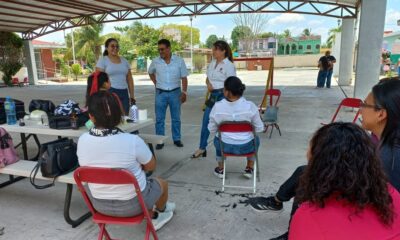 ICAT PLANTEL ESCÁRCEGA OFRECE SERVICIOS DE BELLEZA A MADRES DEL JARDÍN DE NIÑOS "ALMA INFANTIL" EN EL MARCO DEL DÍA DE LAS MADRES