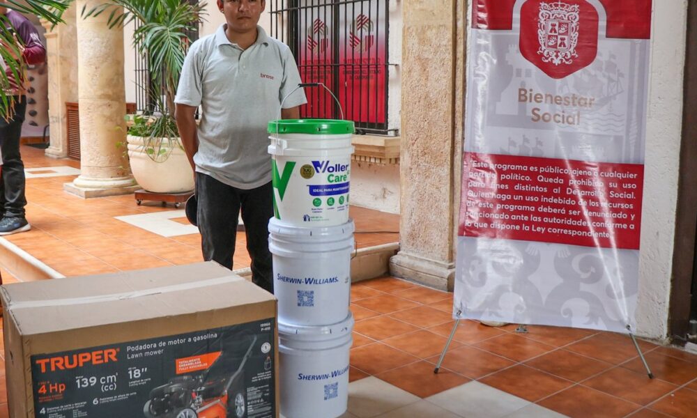 ENTREGA DE APOYOS DEL PROYECTO BIENESTAR SOCIAL A GESTORES SOCIALES DE CAMPECHE