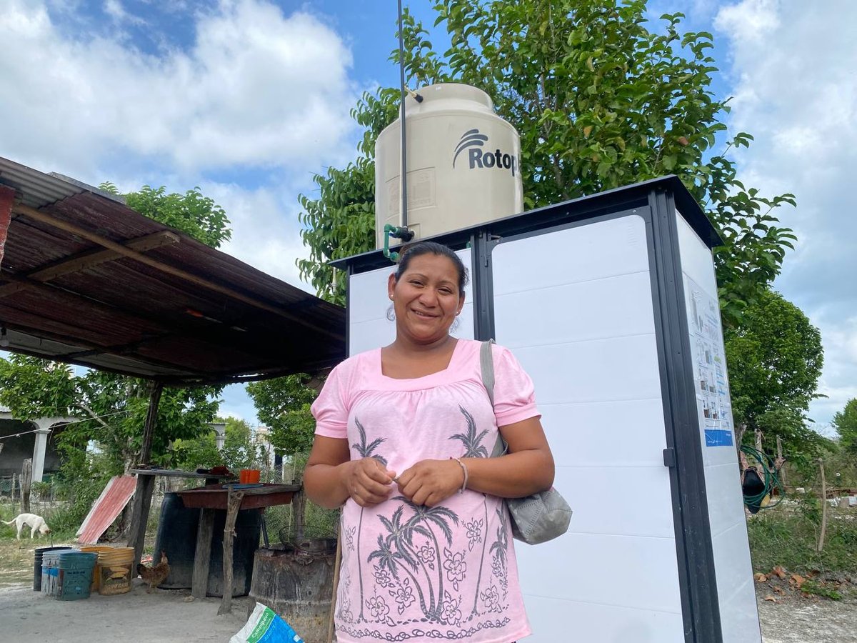 BIENESTAR ENTREGA BIODIGESTORES A FAMILIAS CARMELITAS