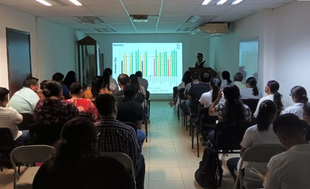 CAPACITADOS MÁS CAMPECHANOS DE COMUNIDADES RURALES PARA CUIDAR SU SALUD