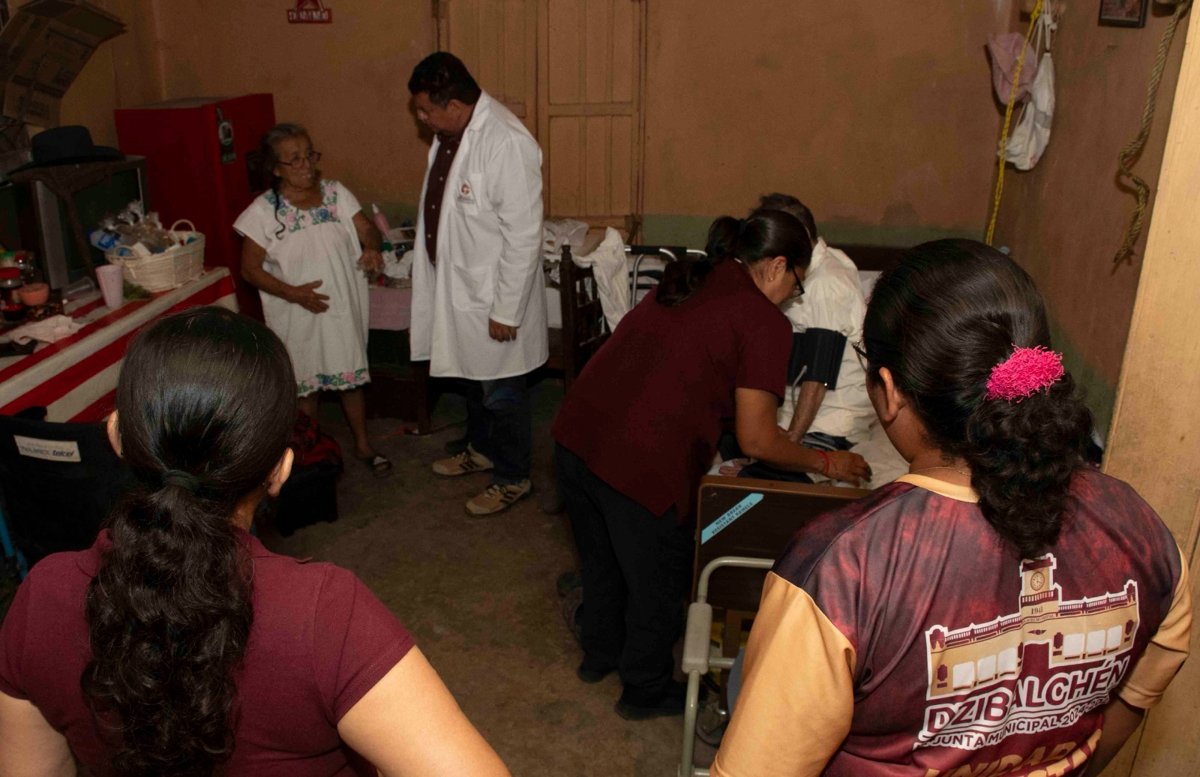FOMENTAN HÁBITOS SALUDABLES EN DZIBALCHÉN CON SALUD EN TU BARRIO